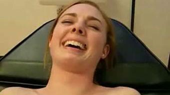 穿孔的明星,揭秘明星背后的穿孔艺术