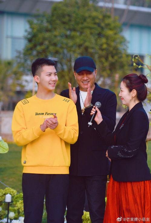 妻儿图片,妻儿相伴的美好时光