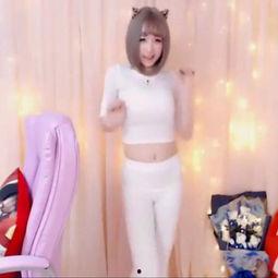 美女主播热舞谭晓,热舞美女主播的激情演绎，点燃网络热度